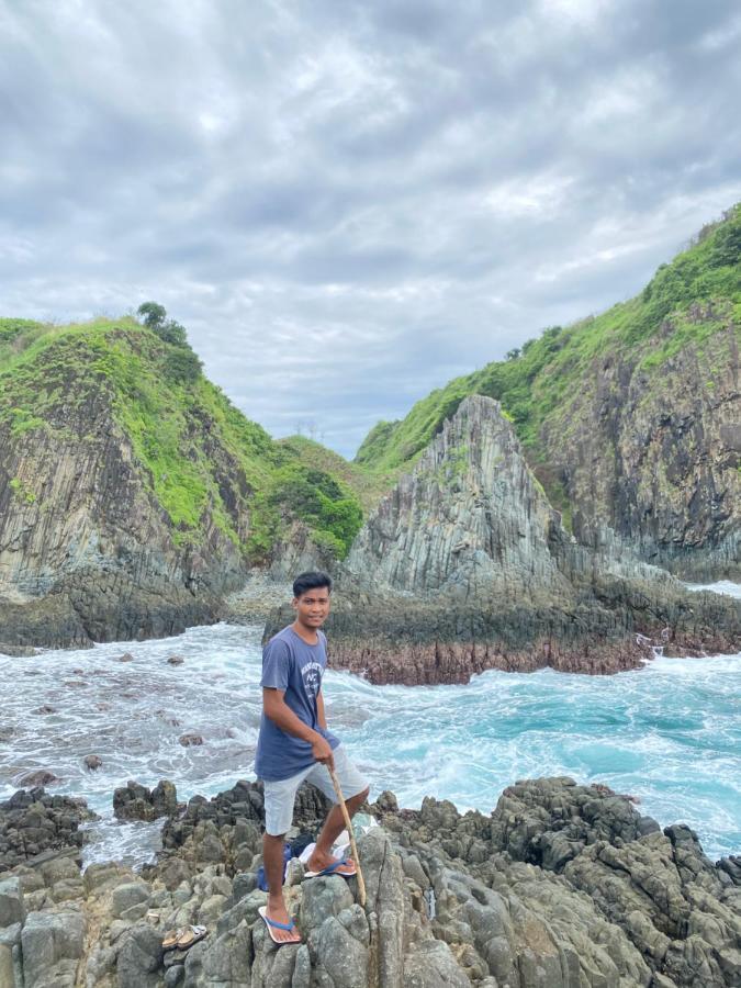 Tropical Sunday Bungalow - Surf And Stay Selong Belanak Exterior foto