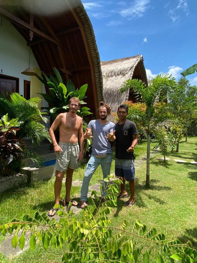 Tropical Sunday Bungalow - Surf And Stay Selong Belanak Exterior foto