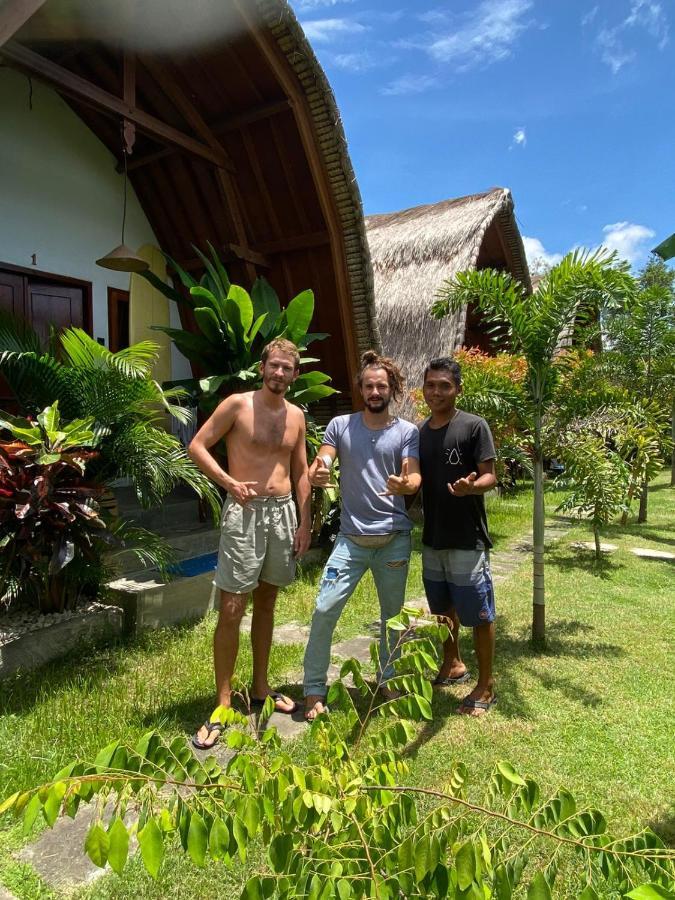 Tropical Sunday Bungalow - Surf And Stay Selong Belanak Exterior foto