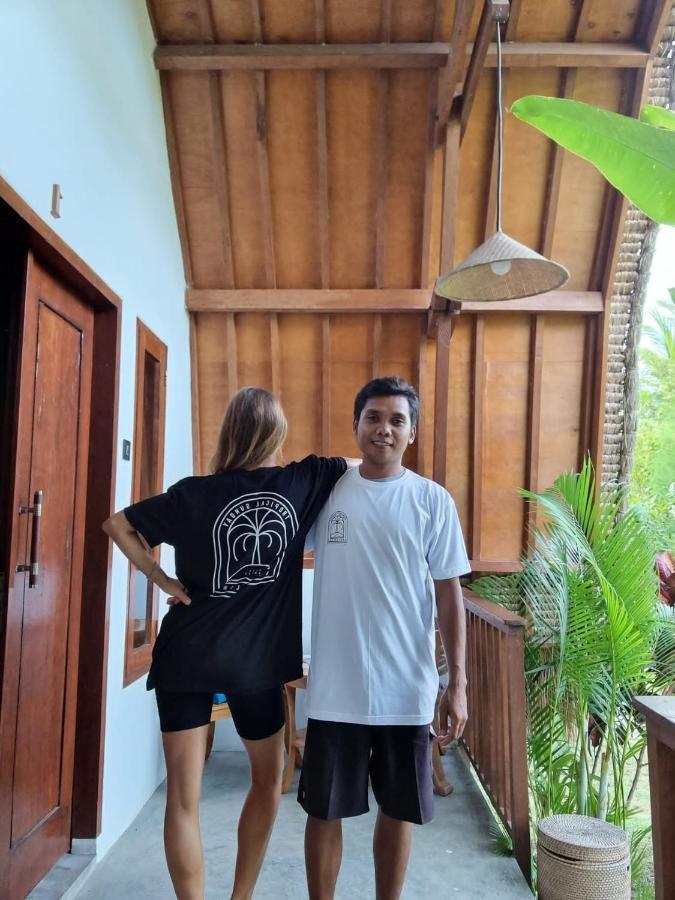 Tropical Sunday Bungalow - Surf And Stay Selong Belanak Exterior foto